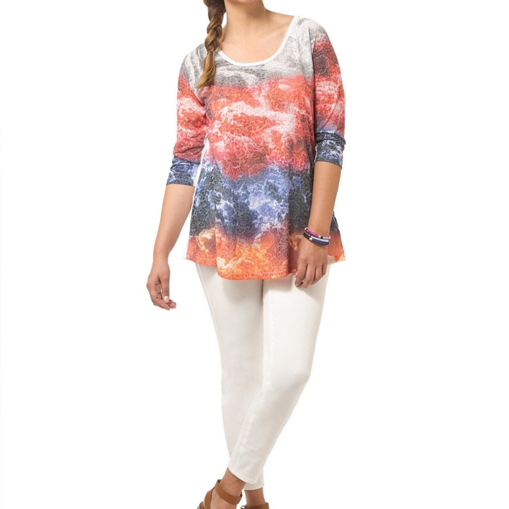 ❗5 For $2️⃣5️⃣ Bundle Sale❗️ Bursting Skies Semi-Sheer Tunic Top